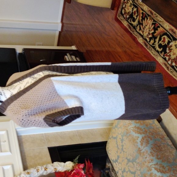 Liz Claiborne Sweater Medium - Picture 7 of 9